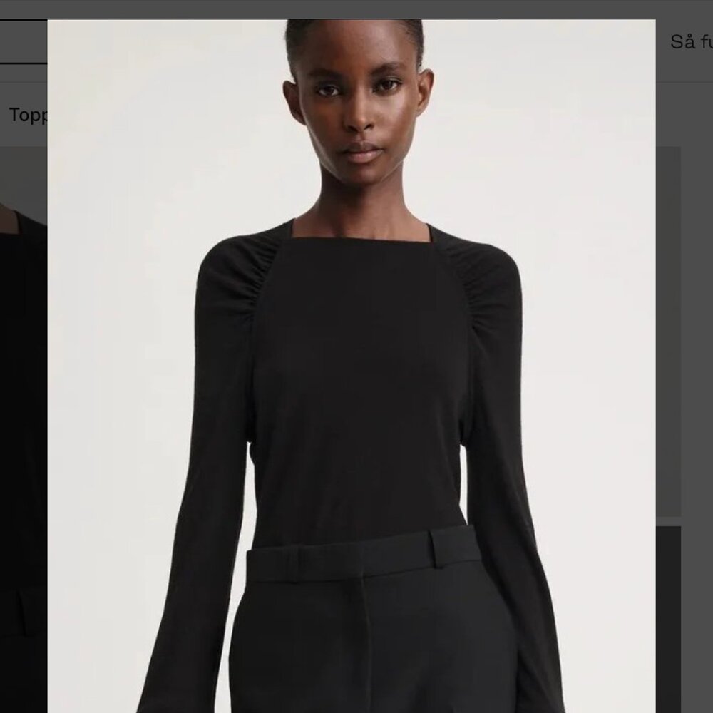 Toteme Gathered Shoulder Jersey Top, 100% wool, size Medium